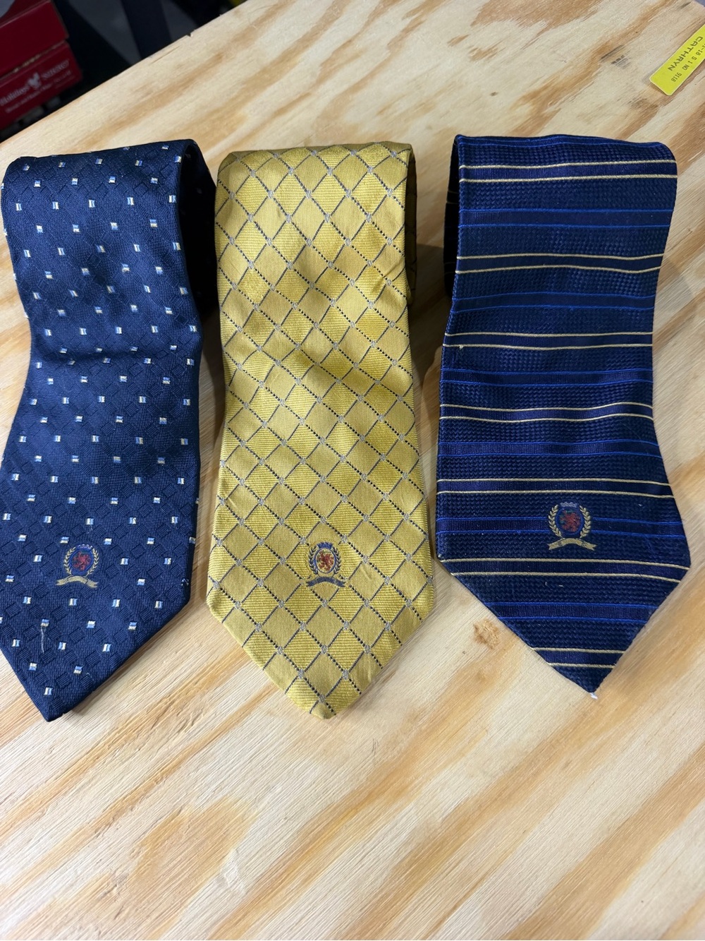 Tommy Hilfiger Men’s Silk Necktie Lot of 3 Crest Logo Blue Gold Geometric